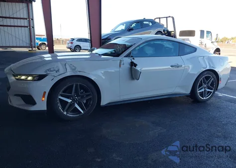 2025 Ford Mustang Ecoboost Fastback from USA, damaged, VIN 1FA6P8TH7S5104230